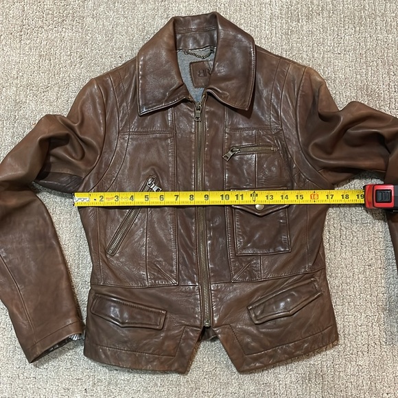 Banana Republic Leather Fitted Jacket - Picture 8 of 13